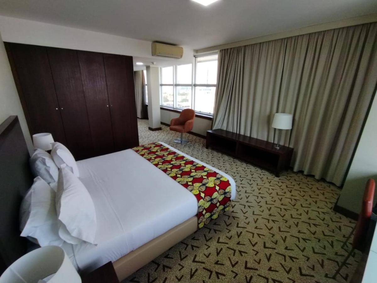 Skyna Hotel Luanda Kültér fotó